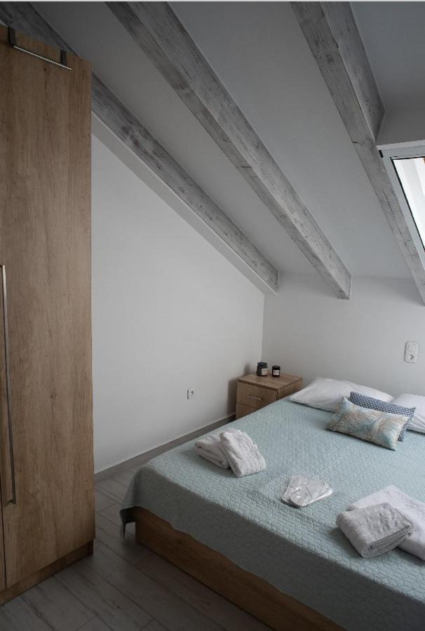 Holiday Lefkas Sunrise Luxury Appartments Nikiana Bagian luar foto